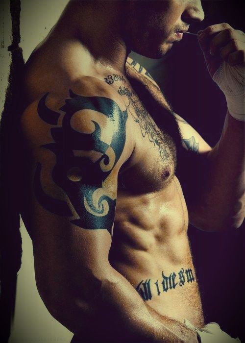 Tom Hardy tattoo 'Till I die SW'