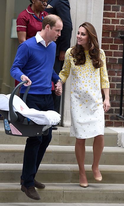 Prince William showed his appreciation for Kate as he helped her down the steps of the hospital after she gave birth to Princess Charlotte.