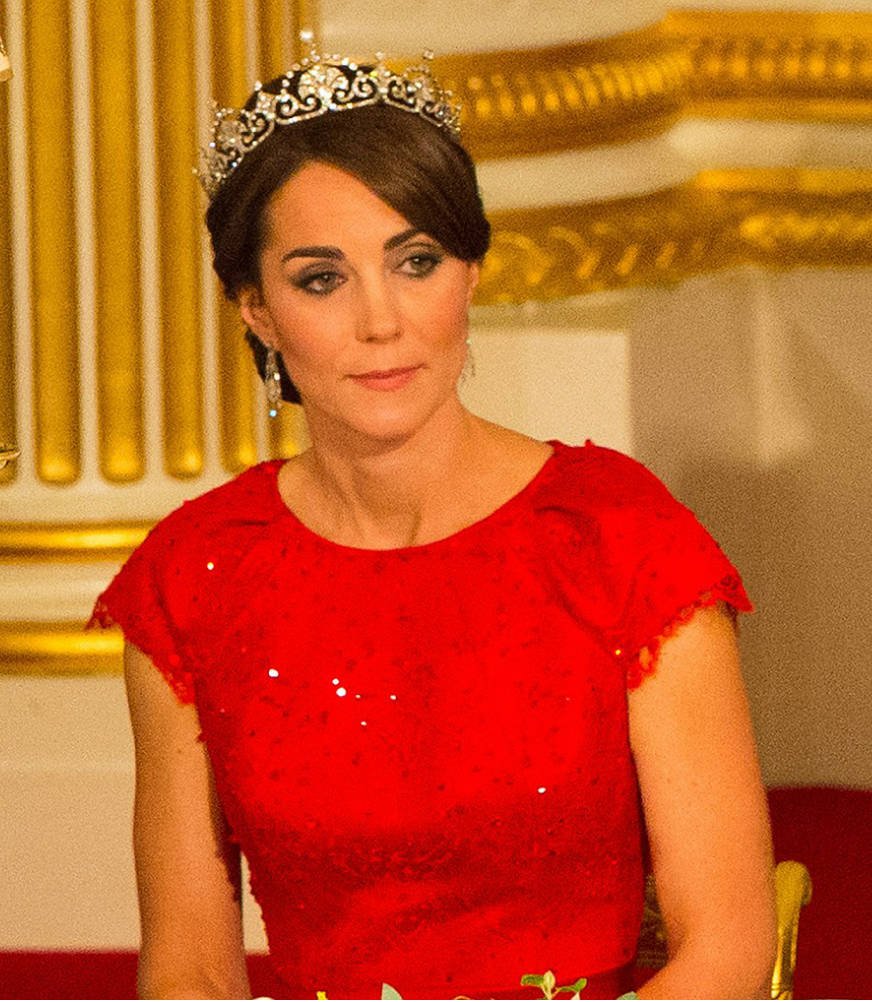 Kate Middleton wearing a dazzling tiara 2