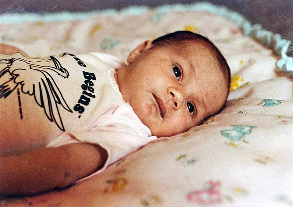Duchess Meghan's First Baby Photos Surfaced On Internet