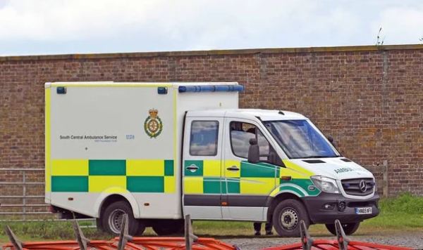 Royal Baby Birth Imminent As Ambulance Arrives At Frogmore Cottage 