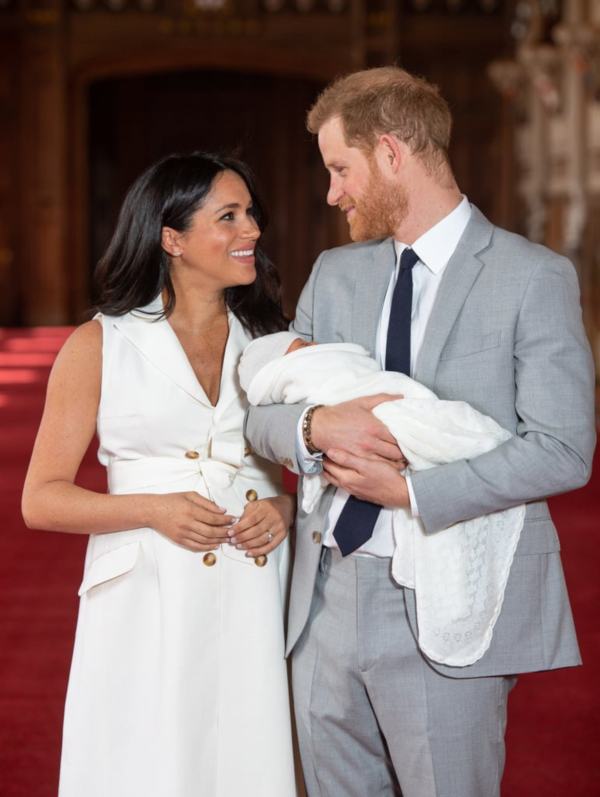 Sweet Message Harry Whispered To Meghan During Archie’s Photo Call 