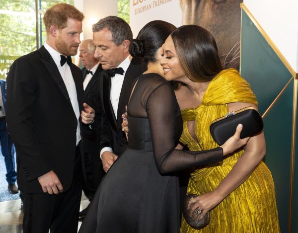 Meghan And Harry Talk About Archie With Beyoncé And Jay-Z At Lion King Premiere