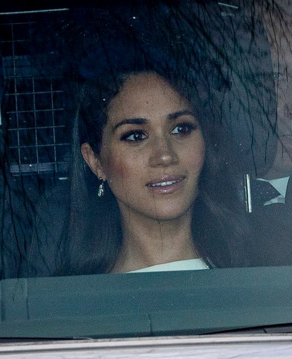 Harry And Meghan Join The Queen For Chruch Service 