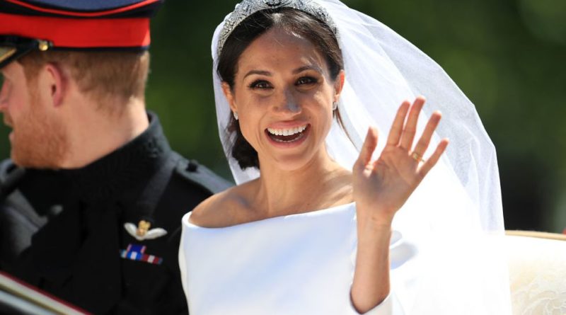 Meghan's natural make-up look for their wedding