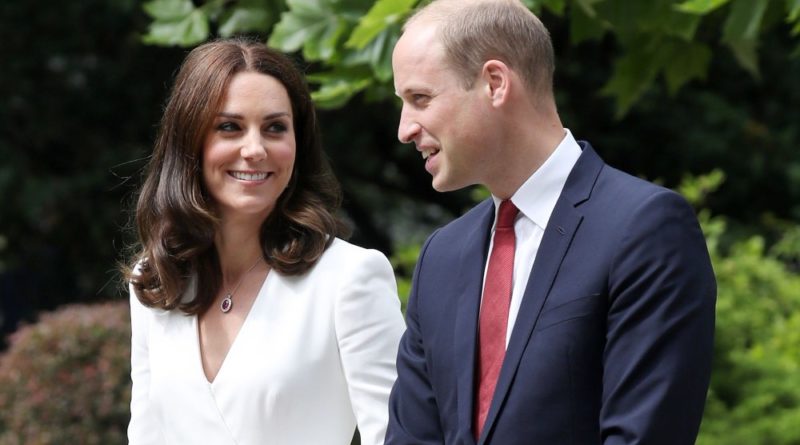 Never-Seen-Before Photo Of William And Kate Has Gone Viral