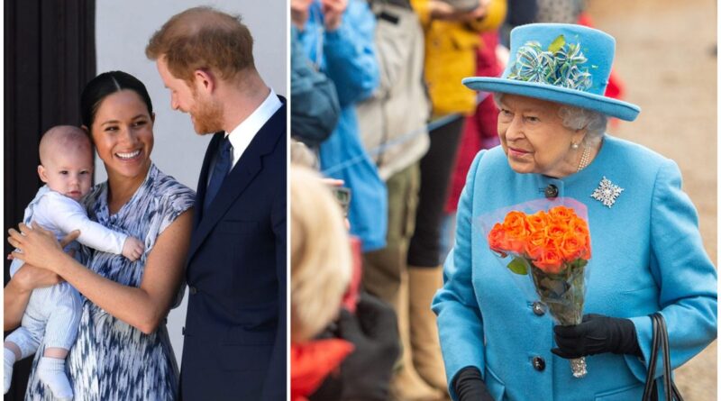 The Queen Showed Cute Photo Of Archie During Christmas Speech