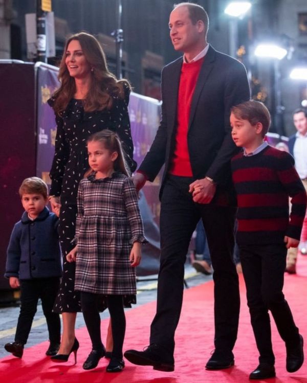 William-And-Kate-Take-George-Charlotte-And-Louis-On-First-Red-Carpet-For-Pantomime