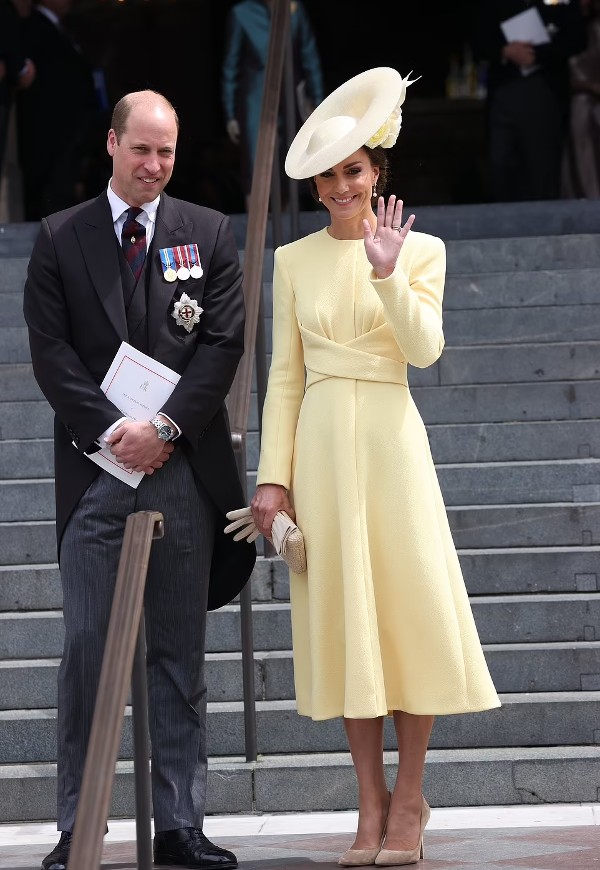 William And Kate Sit Opposite Harry And Meghan During Jubilee Service