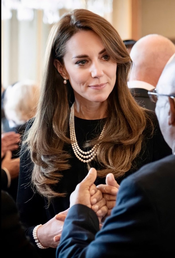 Kate Middleton Wears Queen Elizabeth's Signature Pearl Necklace 