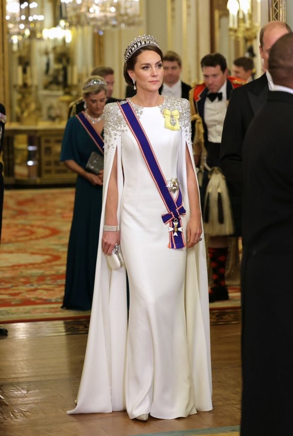 Princess Kate Dons Her First Tiara In 3 Years For State Banquet