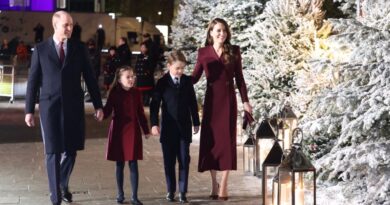 George And Charlotte Make Surprise Appearance At Princess Kate's Christmas Carol Concert