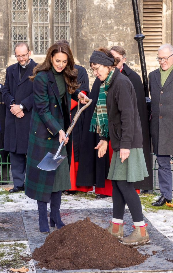 Princess Kate Plants A Tree In Honour Of The Late Queen At A Special Spot 