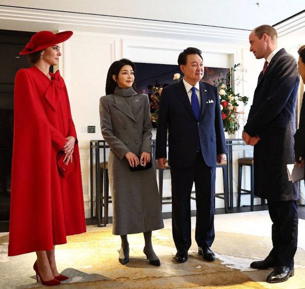 The Prince and Princess of Wales pose for a photograph with South Korea's President Yoon Suk Yeol and wife Kim Keon Hee 