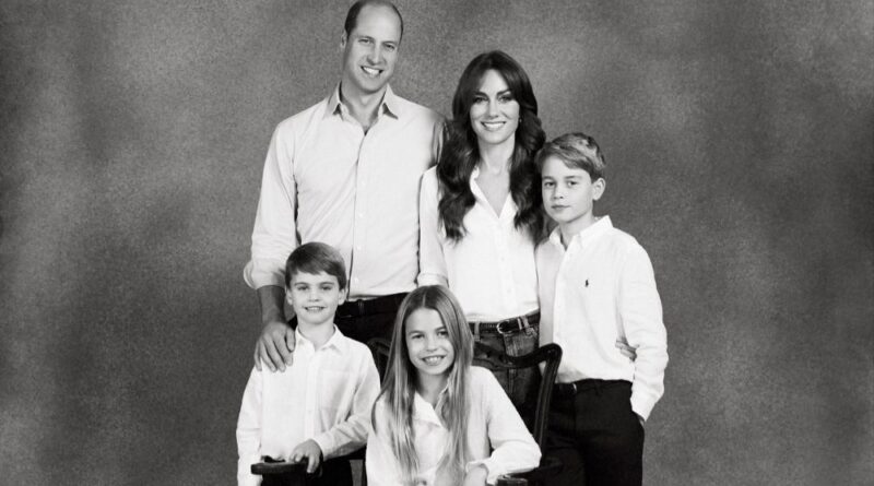 Prince William and Kate 2023 Christmas card George Charlotte Louis
